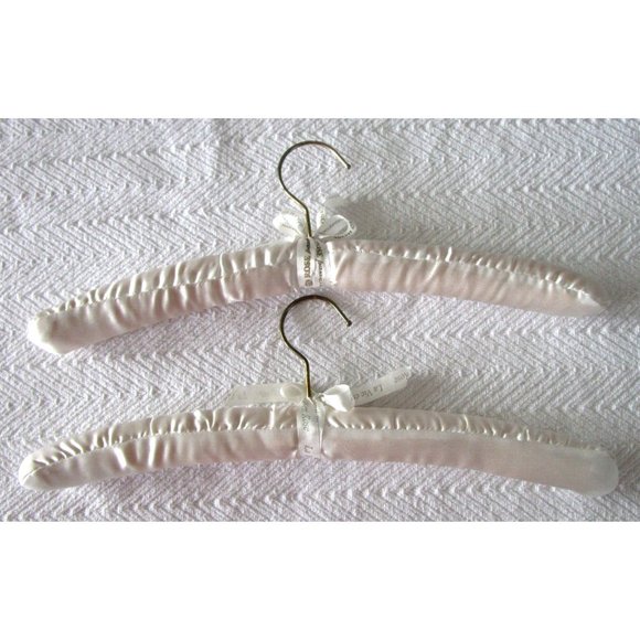 Fabric Satin Padded Hangers Cream/Beige Color -Shabby Victorian Vibe Set Two (2) - Picture 5 of 9